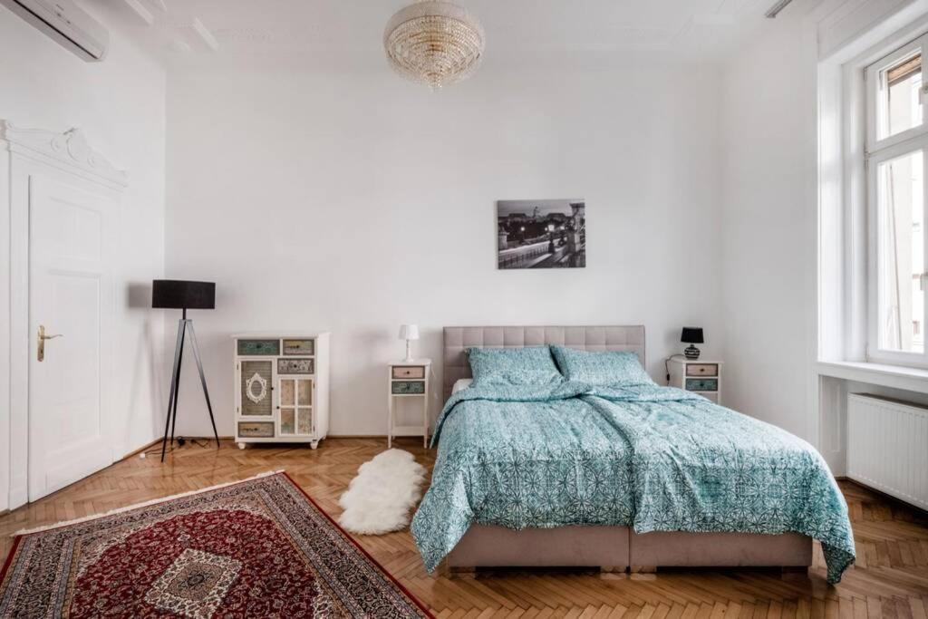 Apartamento Oktober 6/8 Budapeste